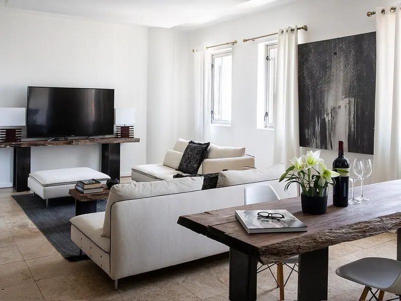 Luxe Inner City Living at The Franklin, Unit 1512