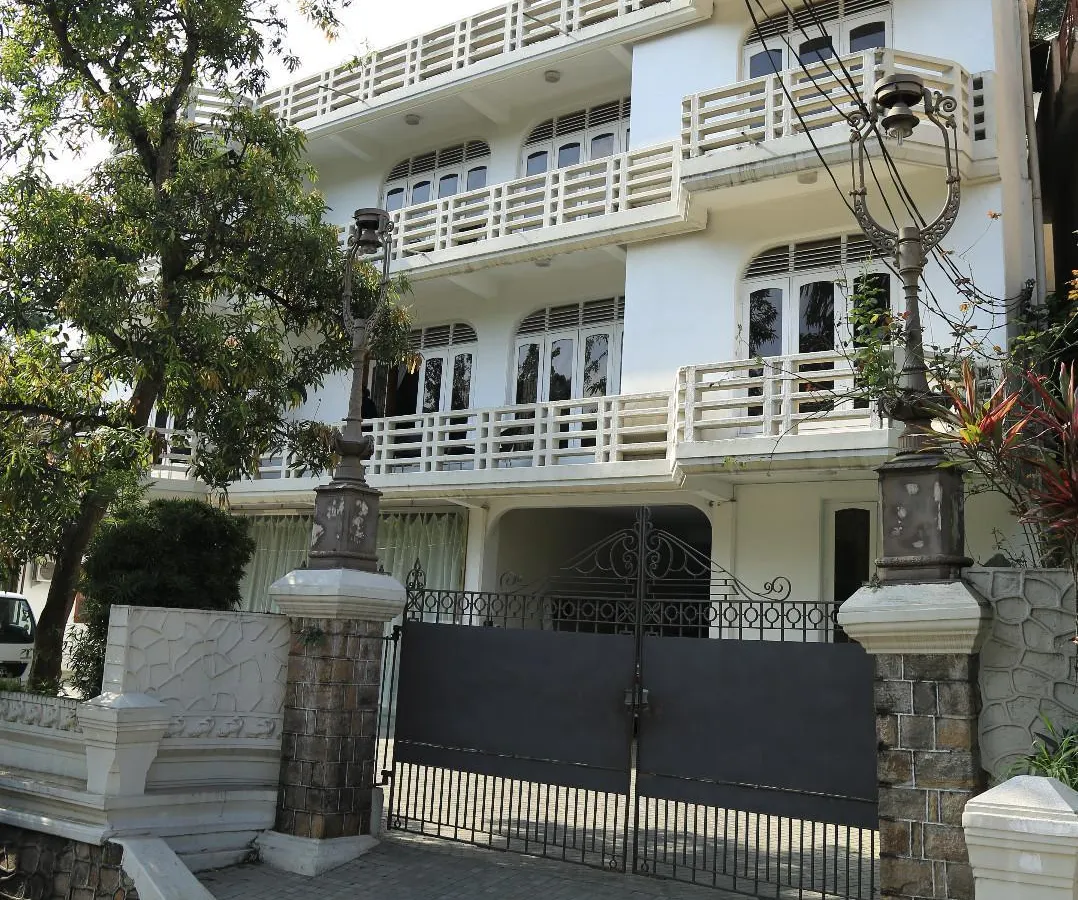 Tranquil House Bed and Breakfast