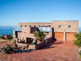 Lilies and Leopards Beda nd Breakfast