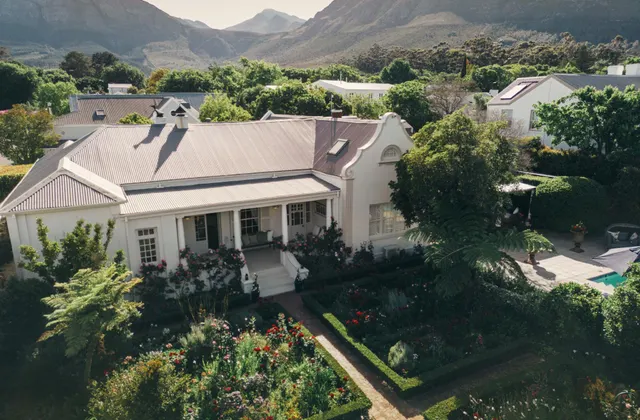 Les Chambres Guesthouse Franschhoek