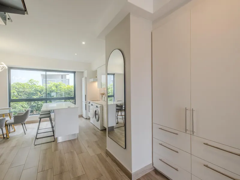 2BR LUXURY LOFT NEAR MENLYN AT THE REGENCY APARTME