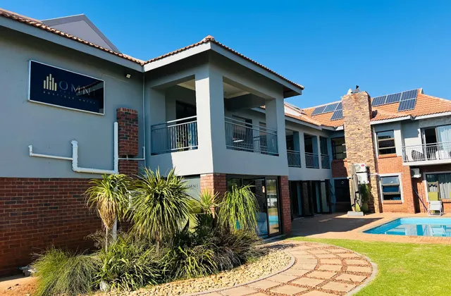 Omni The Pillar Boutique Hotel