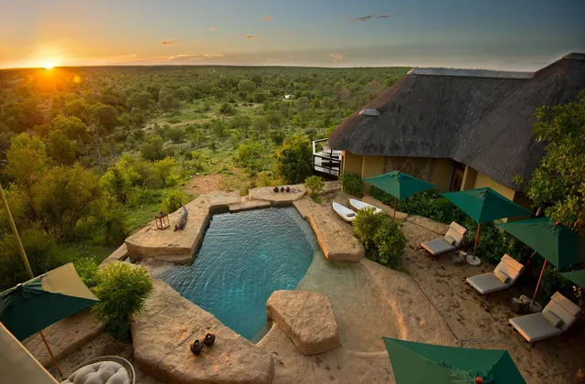 Makumu Private Game Lodge