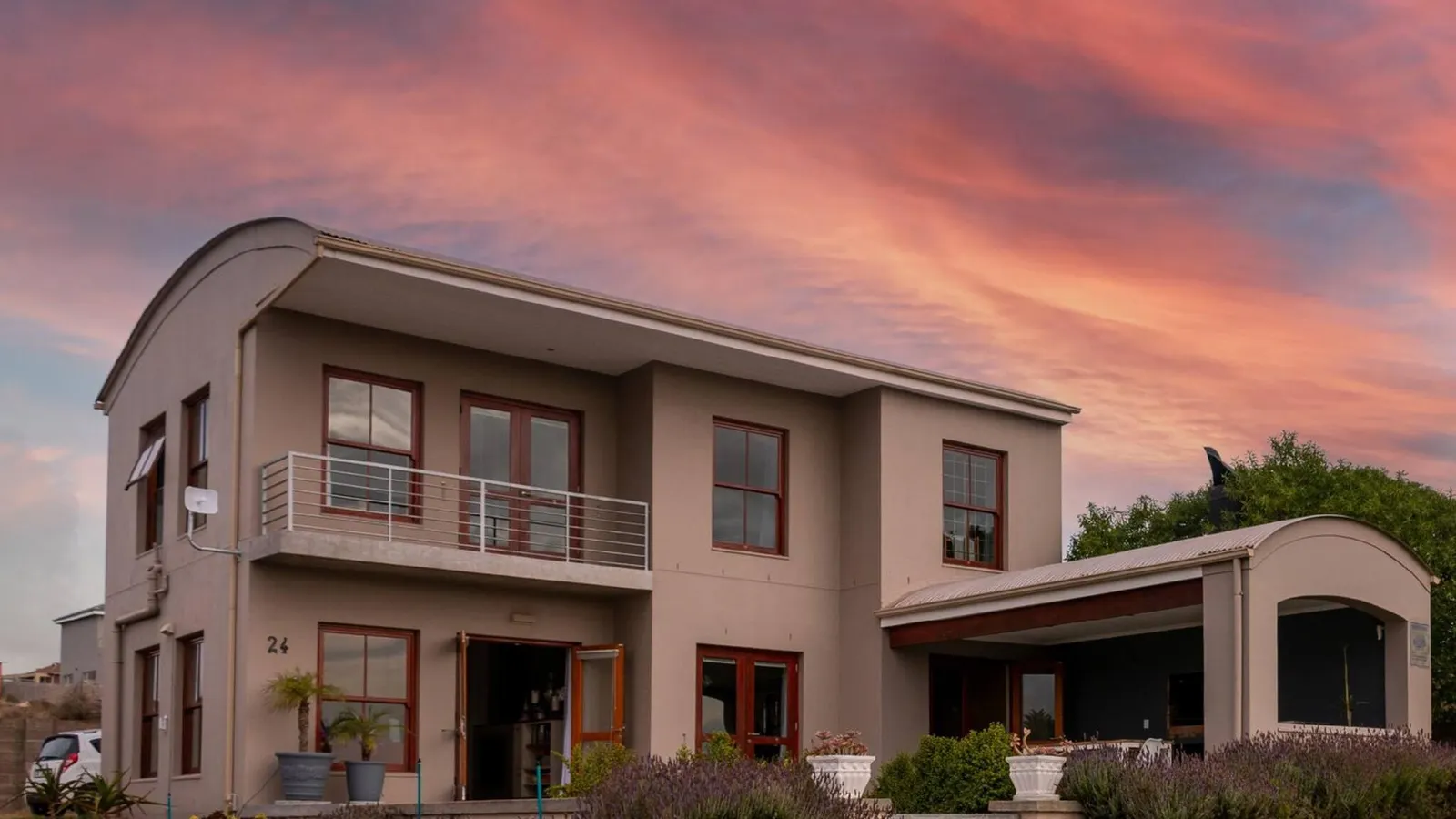 Peaceful Langebaan Getaway with Garden Views