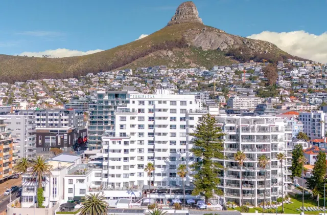 The Peninsula All Suite Hotel by Dream Resorts