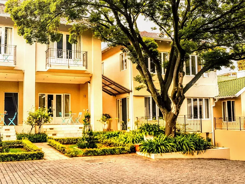 Q on First Guesthouse