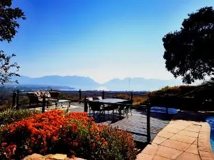 La Montagne Guest Lodge – exterior or main view, Hartbeespoort
