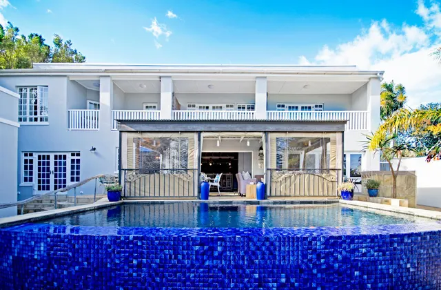 Lodge on Main Guest House