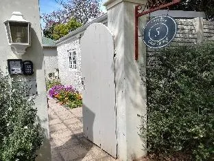 AppleBee Guest Cottages