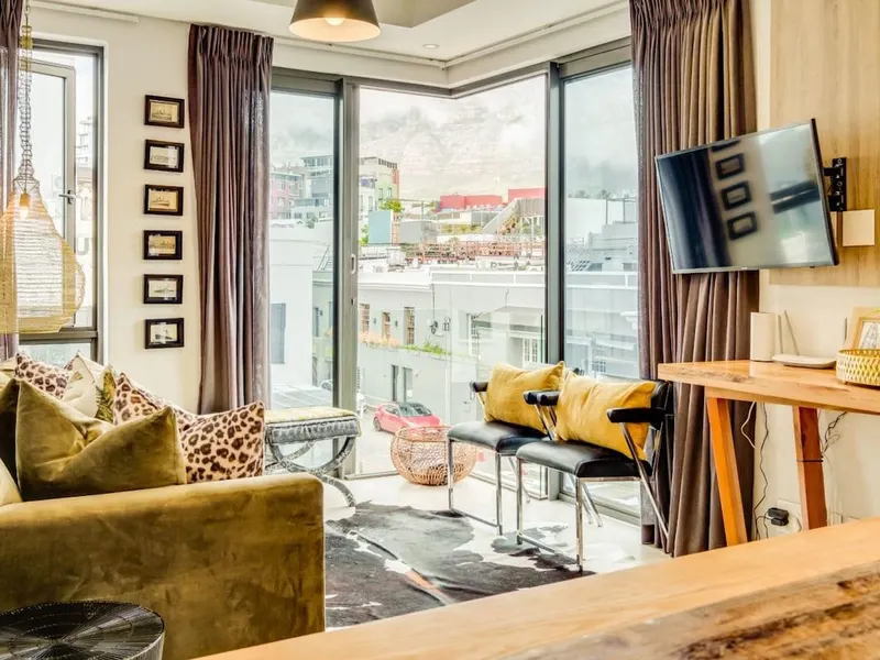 Gorgeous Apartment in Bustling De Waterkant (304 o