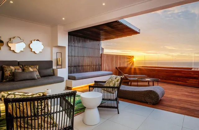 Stylish Holiday Apartment w Private Pool and 180 V