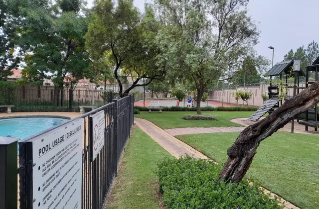 Quiet, Very Specious Apartment In Dainfern