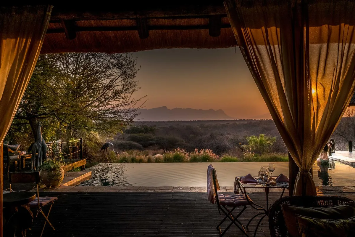 Khaya Ndlovu Safari Manor