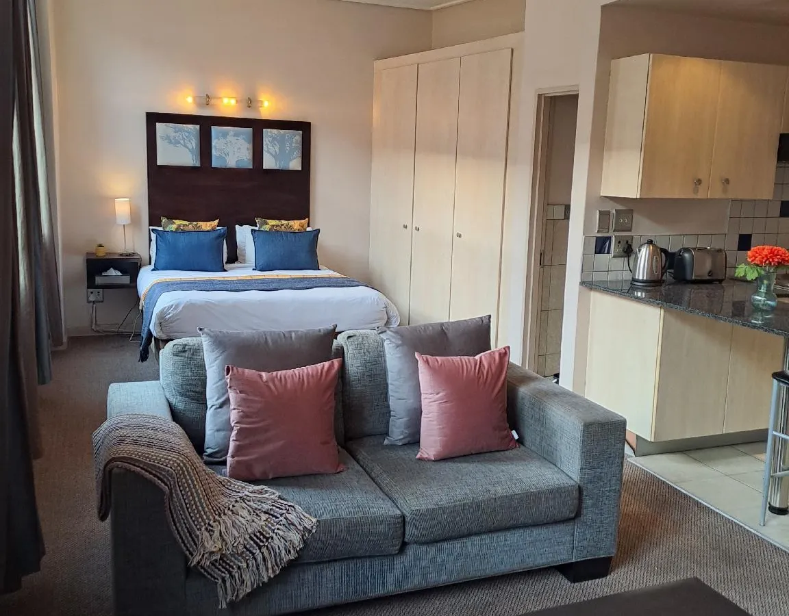 Cloud Ink @Mapungubwe 