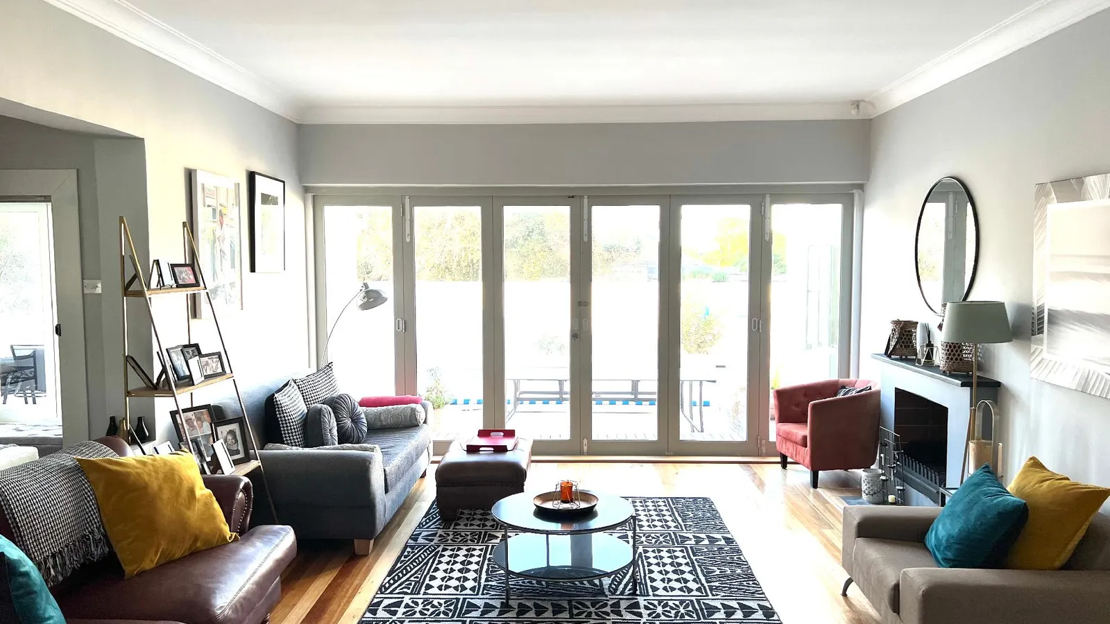 Your Home away from home, 300m from the beach 