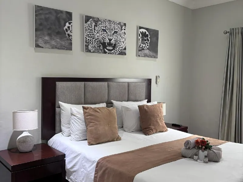 The Pillows Suites Guest House