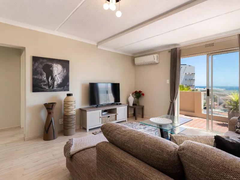 Mont Serrat 58 by CTHA