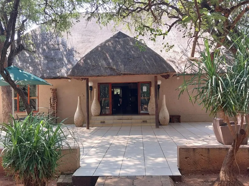 PHAKELA PRIVATE LODGE