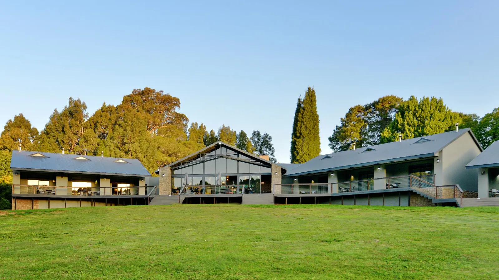 Dunkeld East Hotel