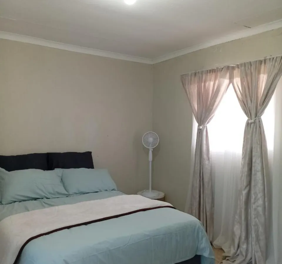 Zone 4 Motel and spa