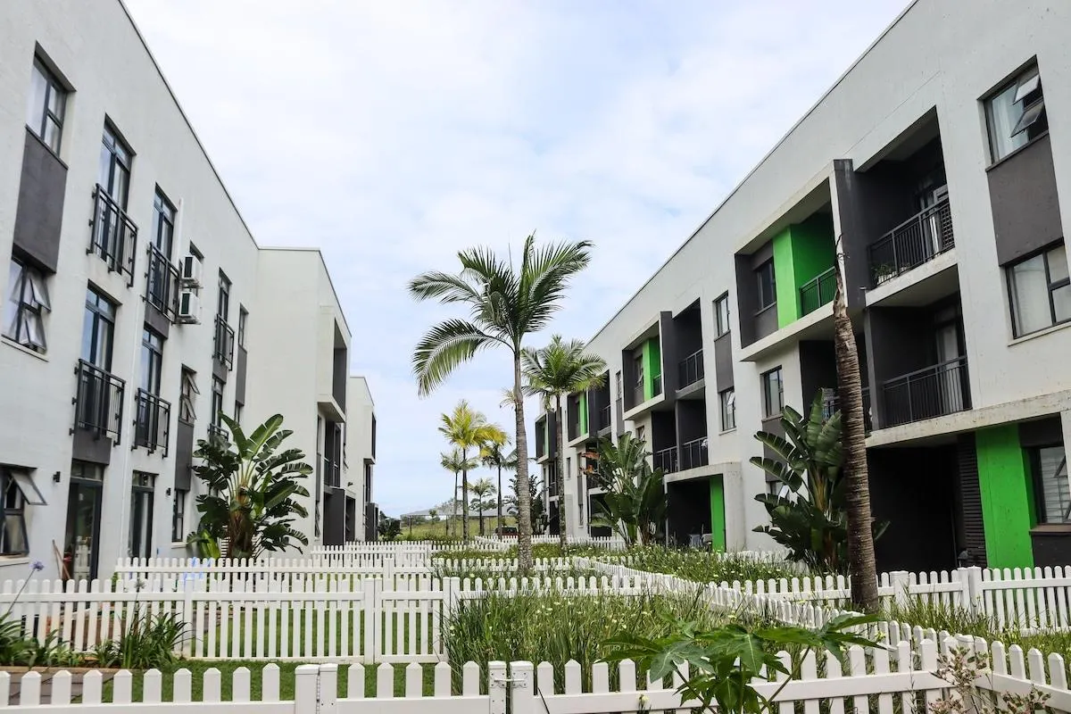 Elihle GuestHouse @BallitoGroves