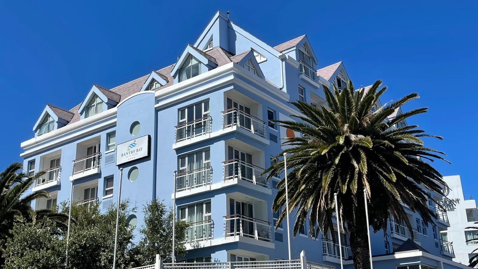 Bantry Bay Aparthotel by Totalstay