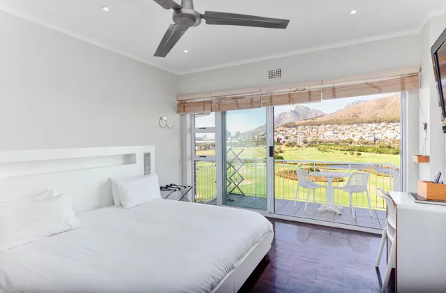 Mouille Point Studio