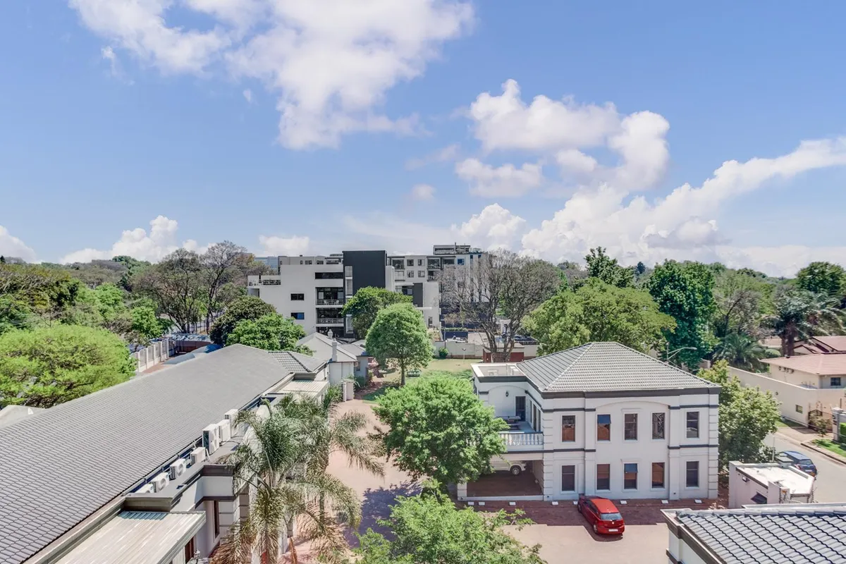 Urban Oasis Apartment @ The paramount