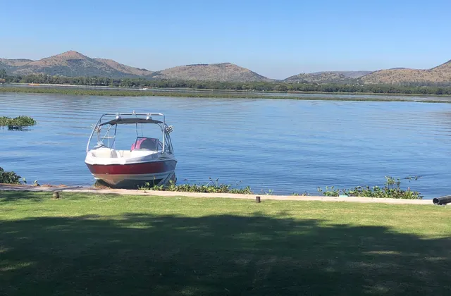 Tranquility Apartment in Hartbeespoort 