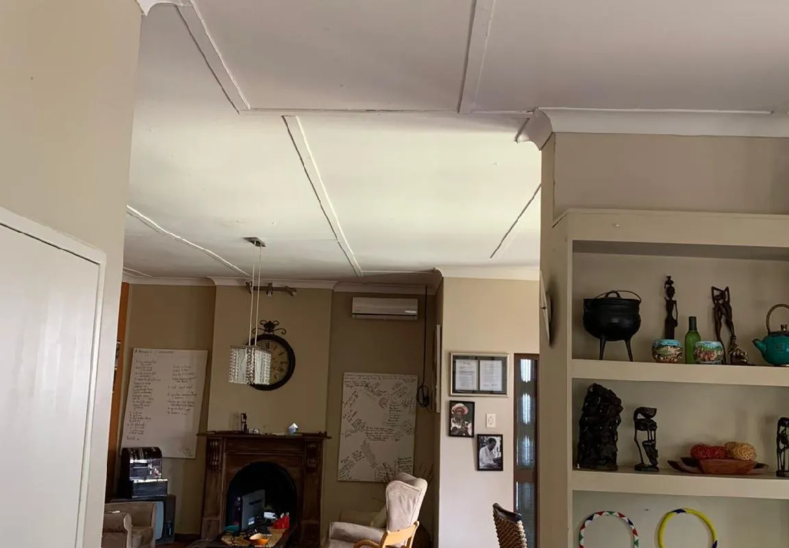 Luxurious JT Comms African Guest Residence 