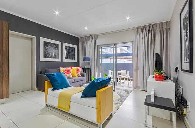Sandton City Luxury Apartment