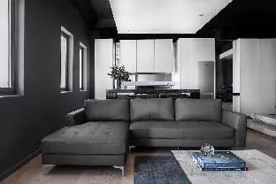 City Scape Views - The Franklin 1610