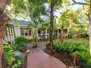 Blue Cottages Country House