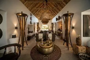 African Flair Boutique Safari Lodge