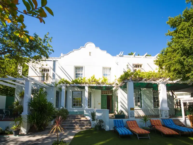 Mountain Manor Guest House and Executive Suites