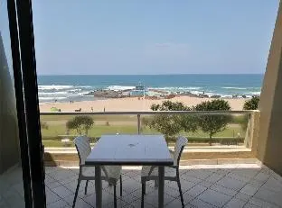 Inyoni Rocks Cabanas No 40