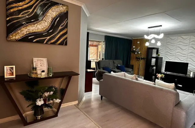 Acuvea Inn Modern Electricity backed up 3bed House