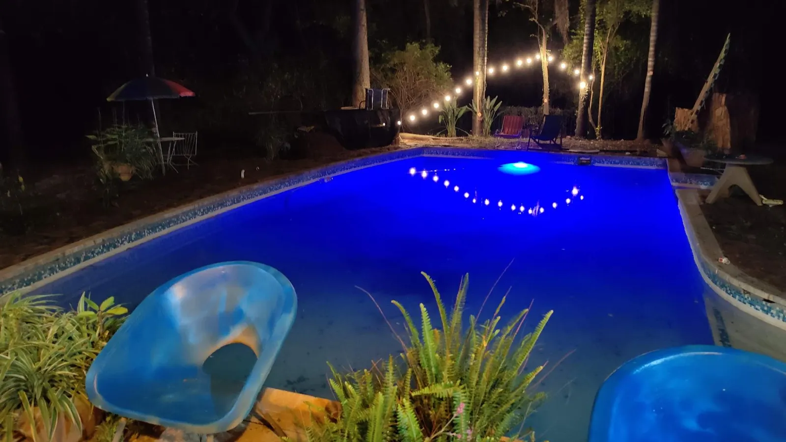 Your Pool House @ Salbu