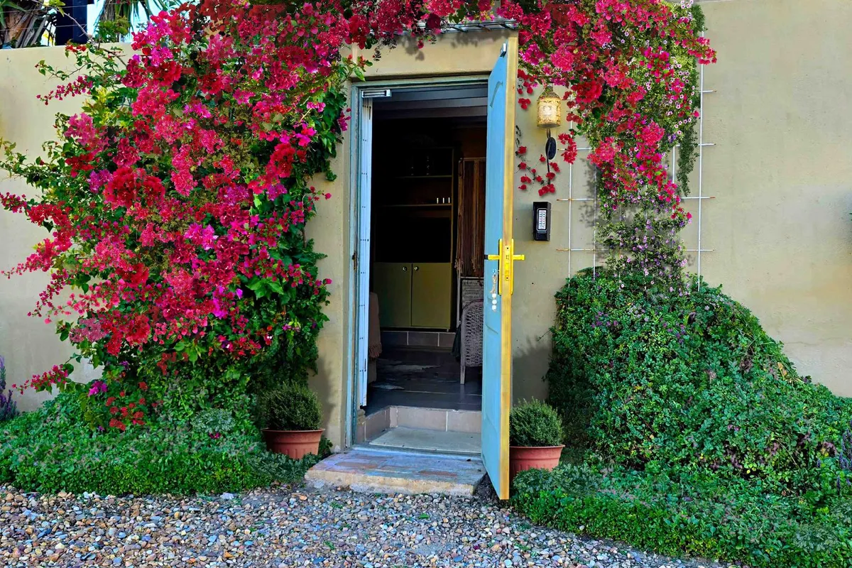 SAGE cottage | Bloubergstrand | Cape Town