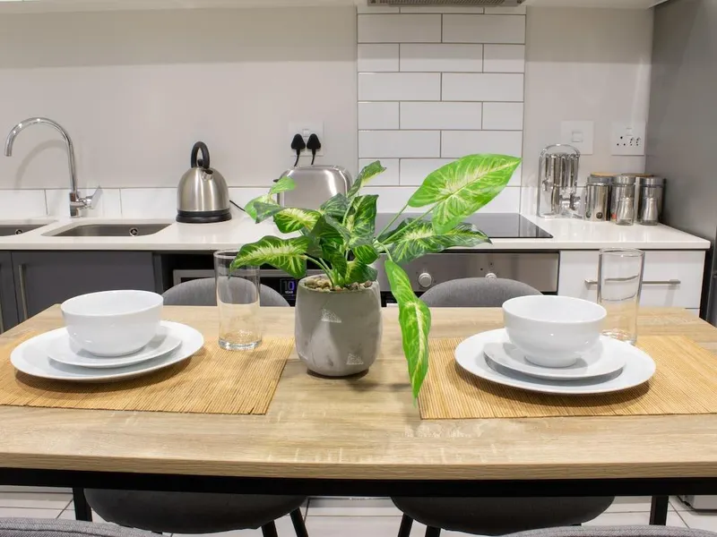 ⭐️Urban-placid-self check-in near Menlyn Maine⭐️