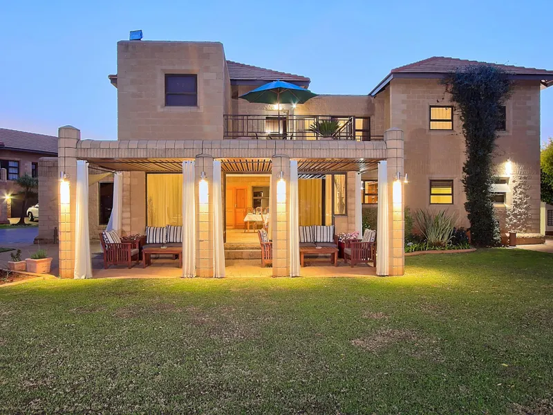 Centurion Golf Suites Boca Walk