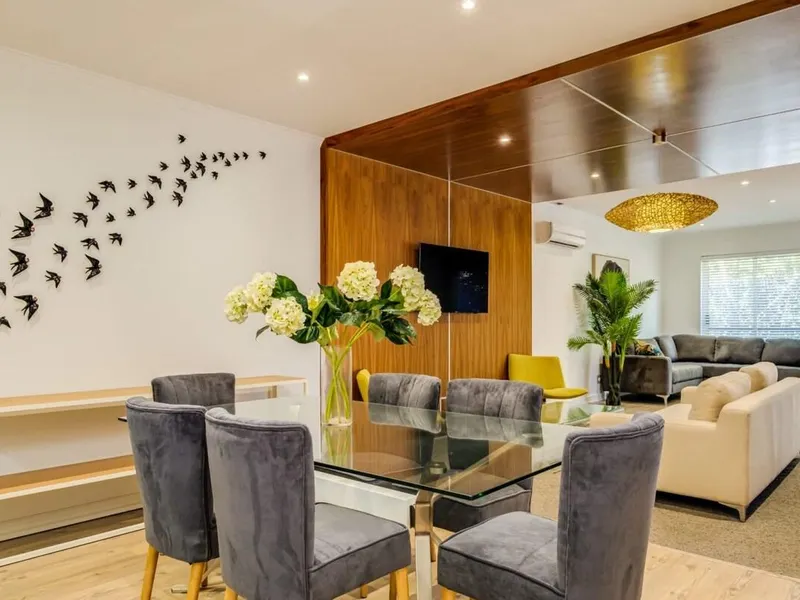 Contemporary Apartment close to the Radisson Majol