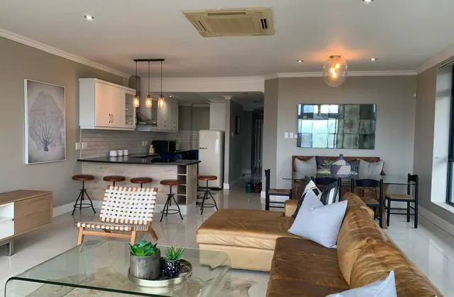 Promenade Views 11B Point Bastille