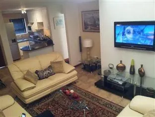 The Royal Princess Garden Fourways Guesthouse – photo 3, Serviced apartment in Johannesburg