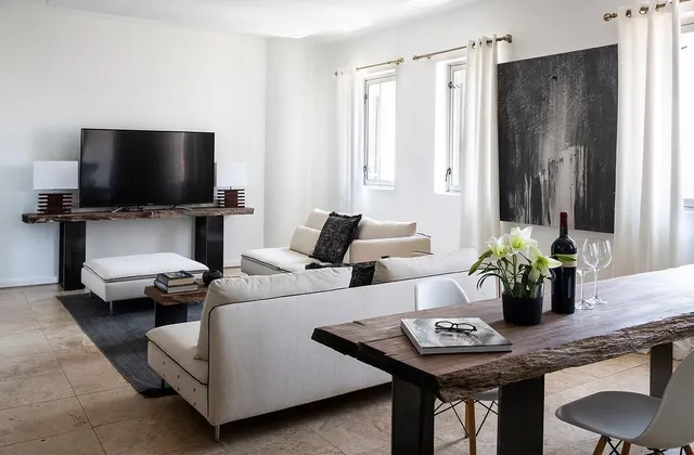 Luxe Inner City Living at The Franklin, Unit 1512