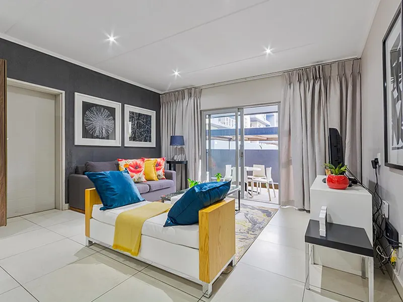 Sandton City Luxury Apartment
