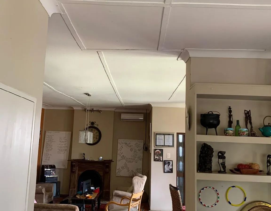 Luxurious JT Comms African Guest Residence 