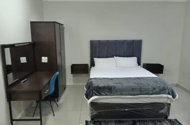 UNICITI 121 WESTSTREET