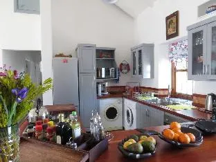 spacious and tastefully decorated holiday home – photo 2, Entire House in Paternoster