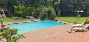 Waybury Cottage - a cozy home from home ! – photo 3, Villa in Johannesburg